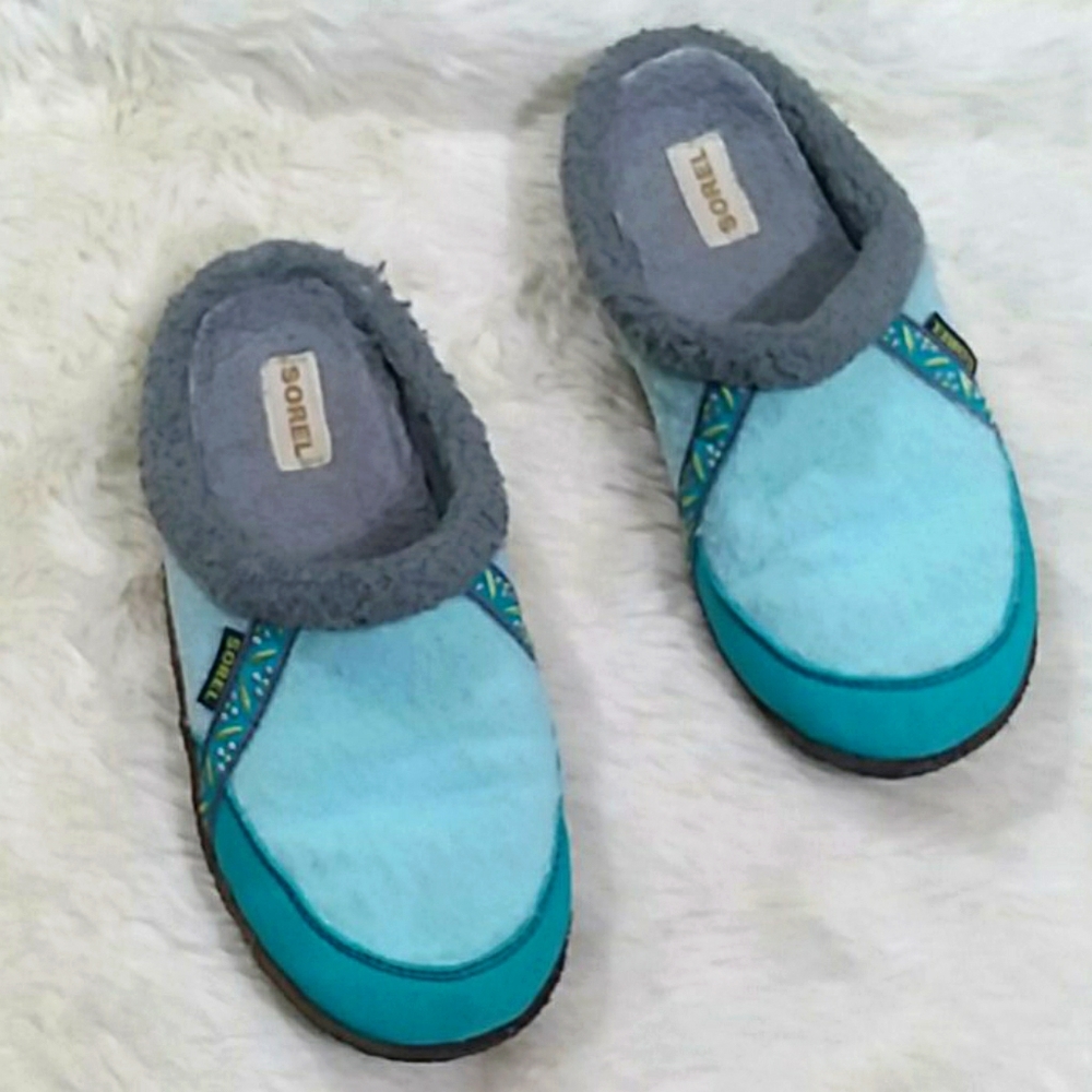 Sorel slip on slippers turquoise and Gray size 6